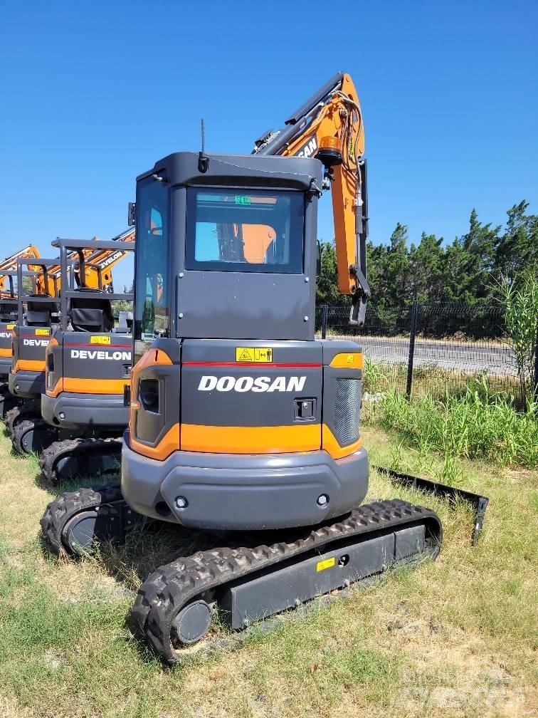 Doosan DX35Z-7 Minikoparki