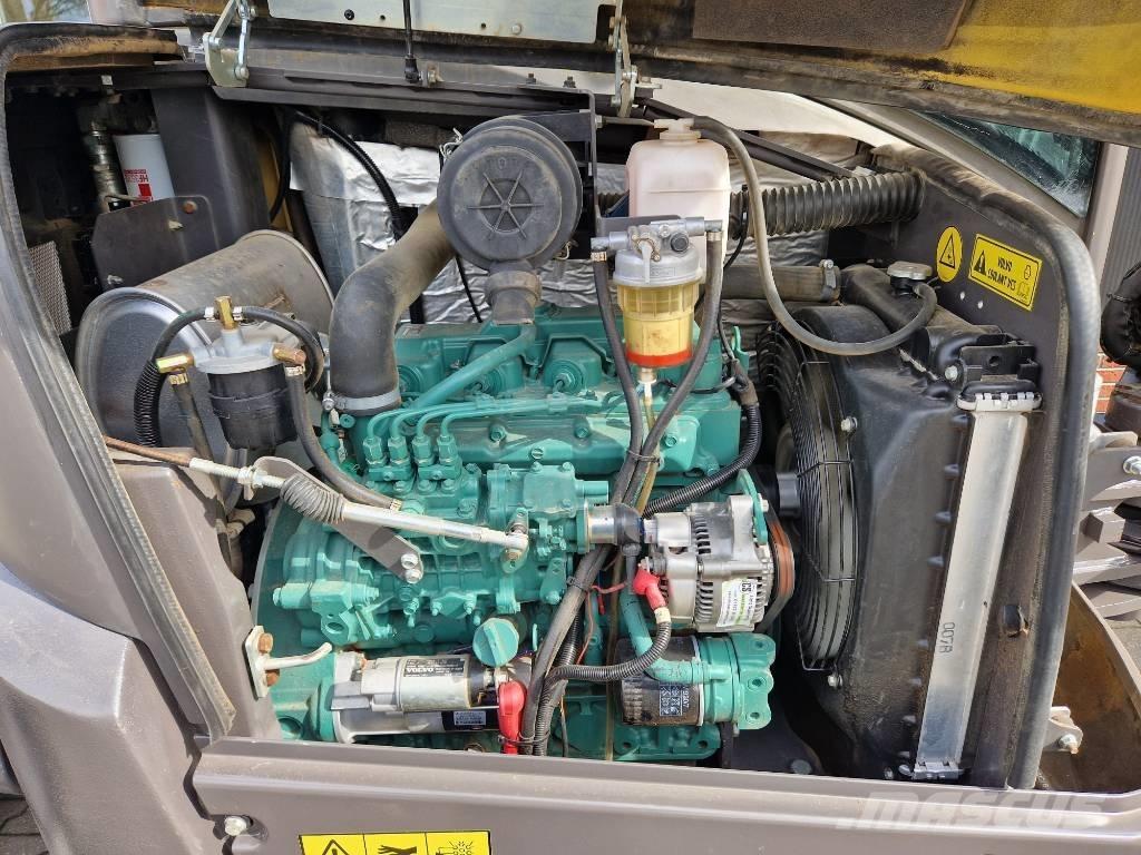 Volvo ECR 50 D Minikoparki