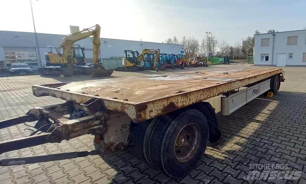 Fliegl Anhänger Inne przyczepy