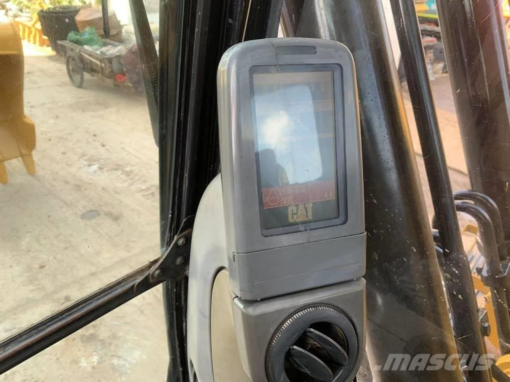 CAT 320D Koparki gąsienicowe