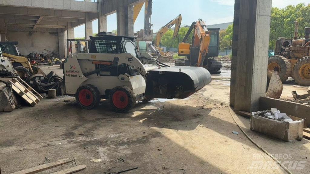 Bobcat S 16 Ładowarki burtowe