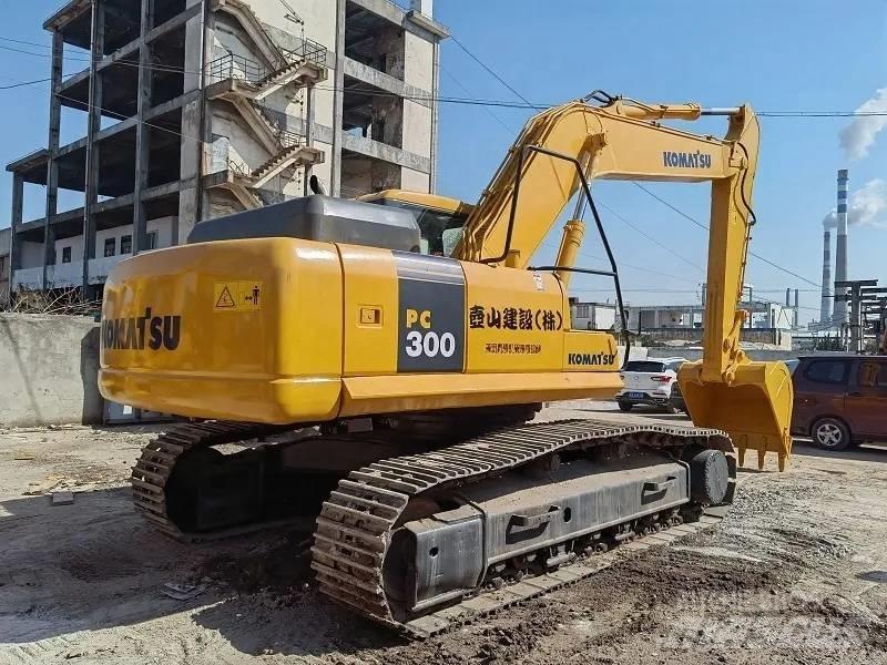 Komatsu PC 300 Koparki gąsienicowe