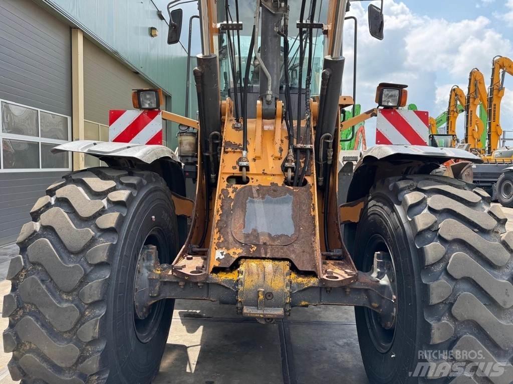 CASE 621F XR Ładowarki kołowe