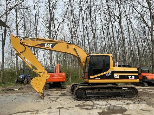 CAT 320B Koparki gąsienicowe