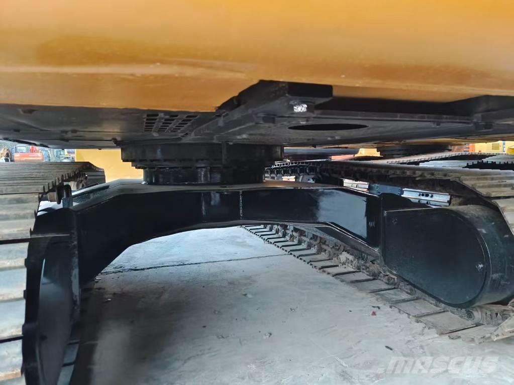 Sany SY 135 C Koparki gąsienicowe