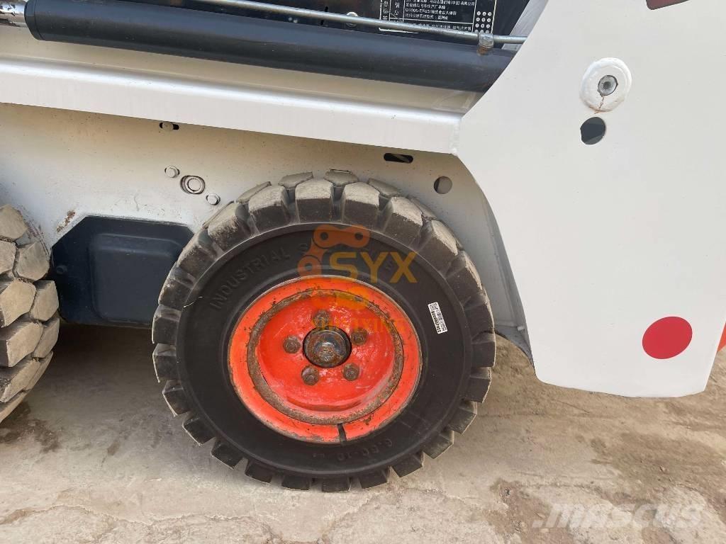 Bobcat S70 Ładowarki burtowe