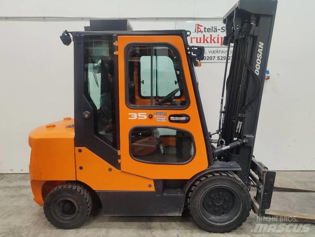 Doosan D 35 C-7 Wózki Diesla
