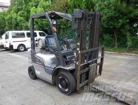 Nissan PL02A20D Wózki LPG