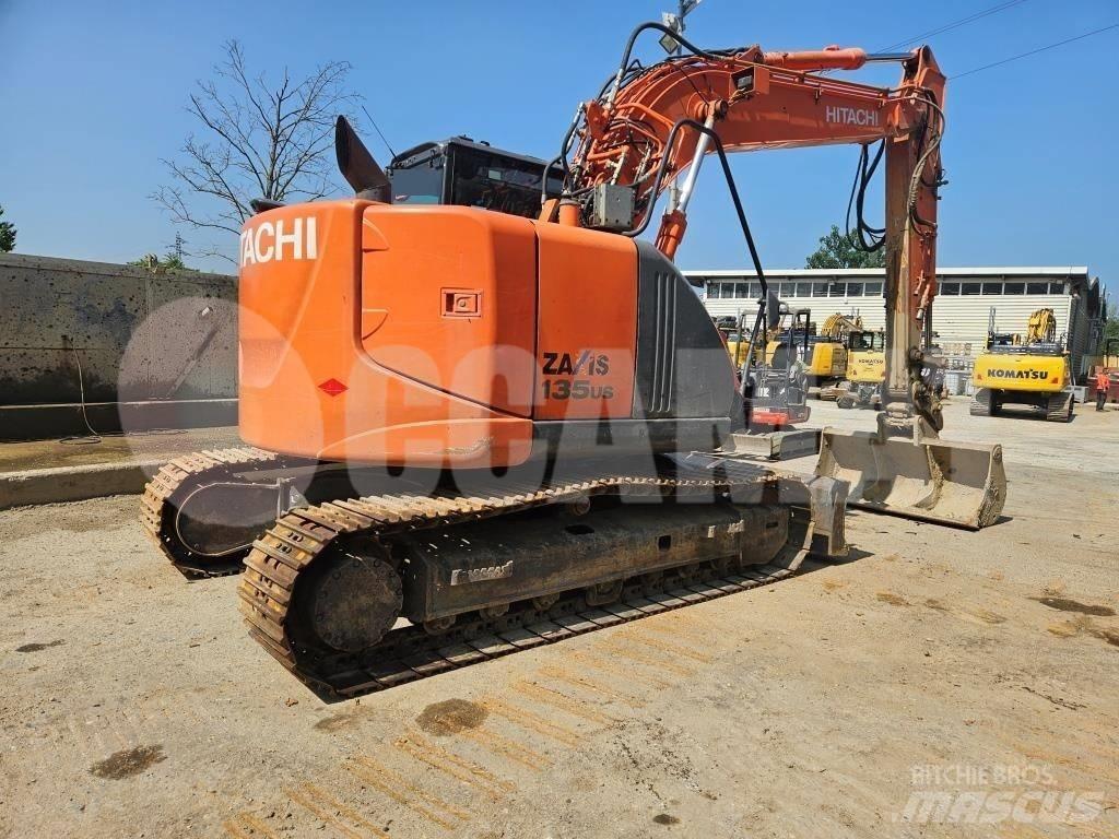 Hitachi ZX 135 US Koparki gąsienicowe
