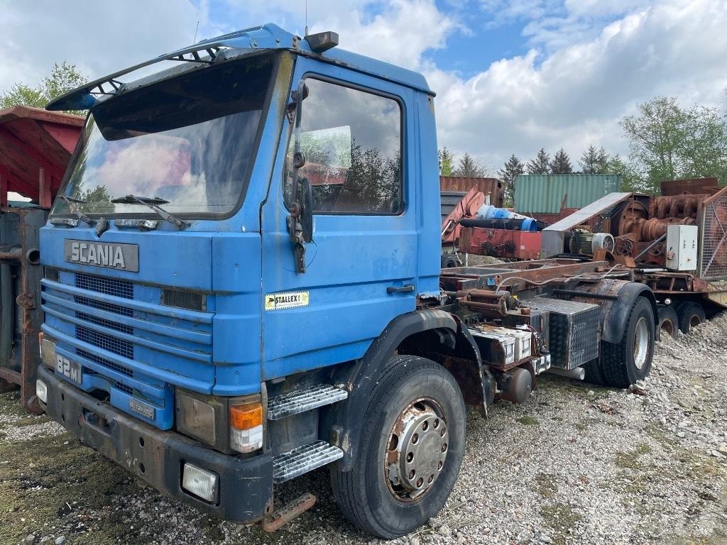 Scania 82M Ciężarówki z wymienną zabudową