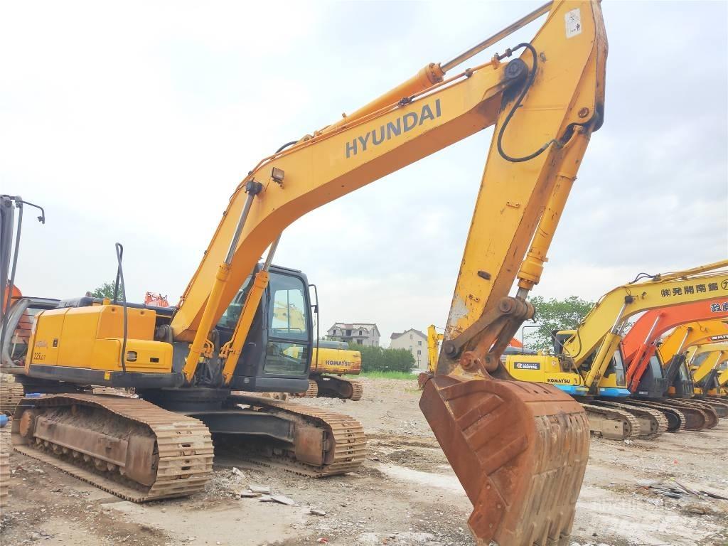 Hyundai R225LC-7 Koparki gąsienicowe