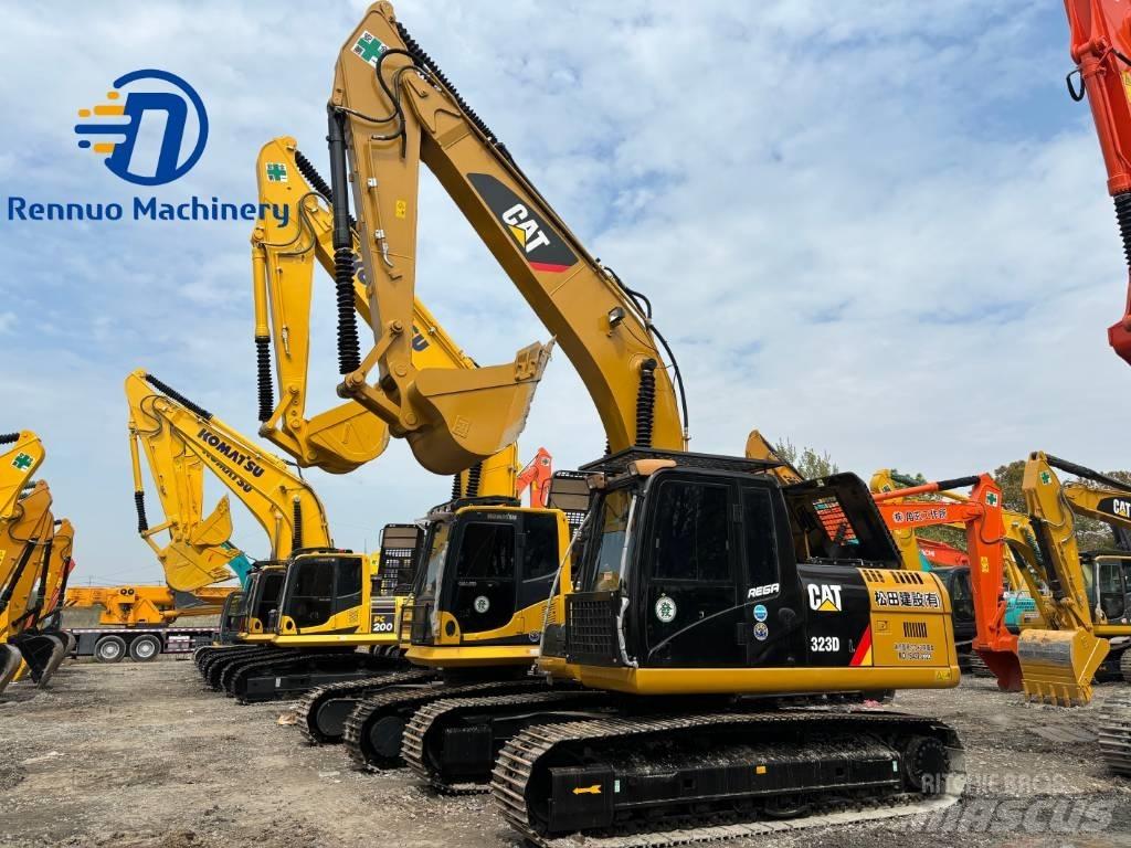 CAT 323 Koparki gąsienicowe
