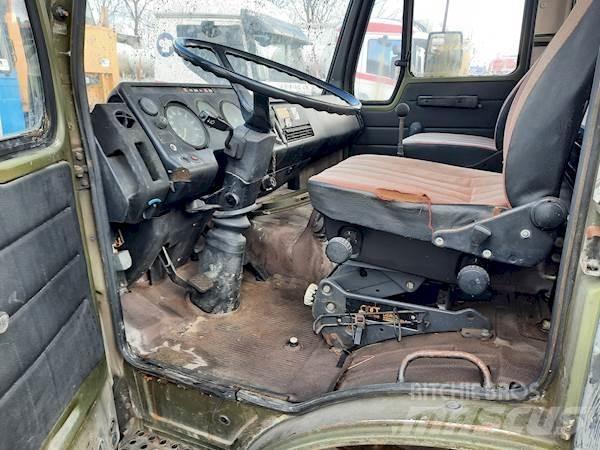 Mercedes-Benz 1213 Ciężarówki typu Platforma / Skrzynia