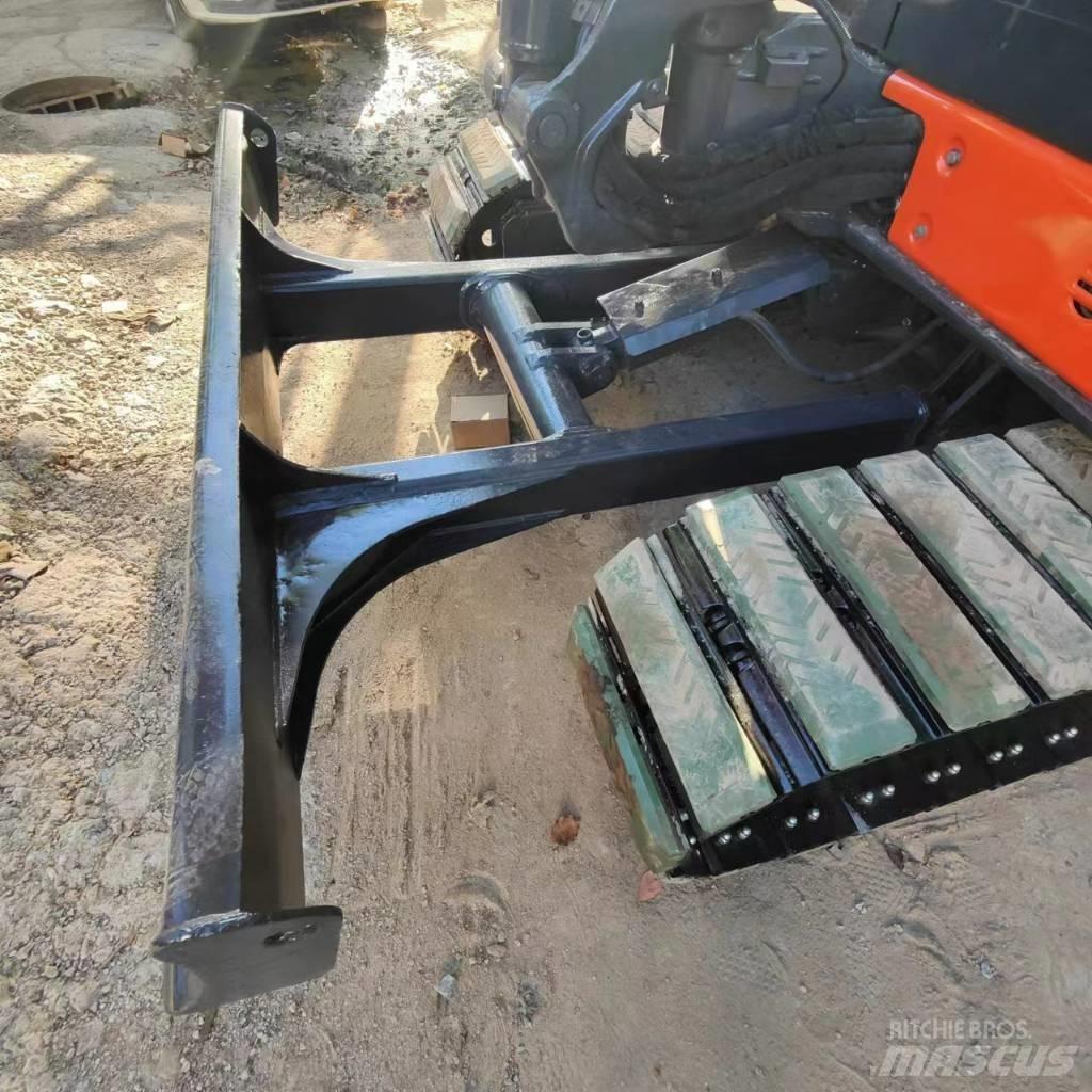 Hitachi ZX 50 U Minikoparki