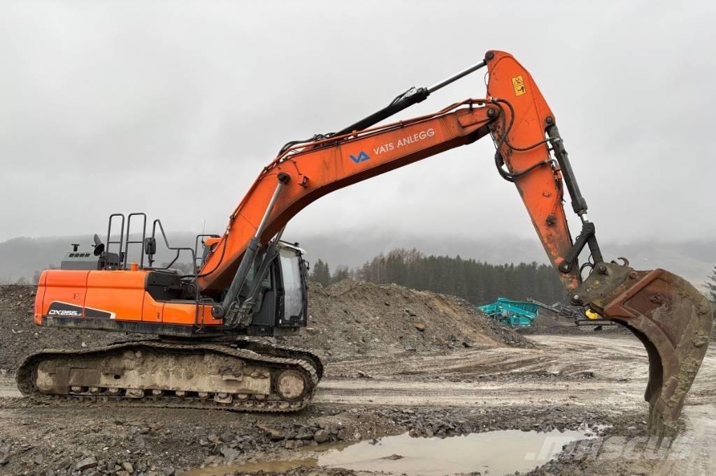 Doosan DX 255 LC-5 Koparki gąsienicowe