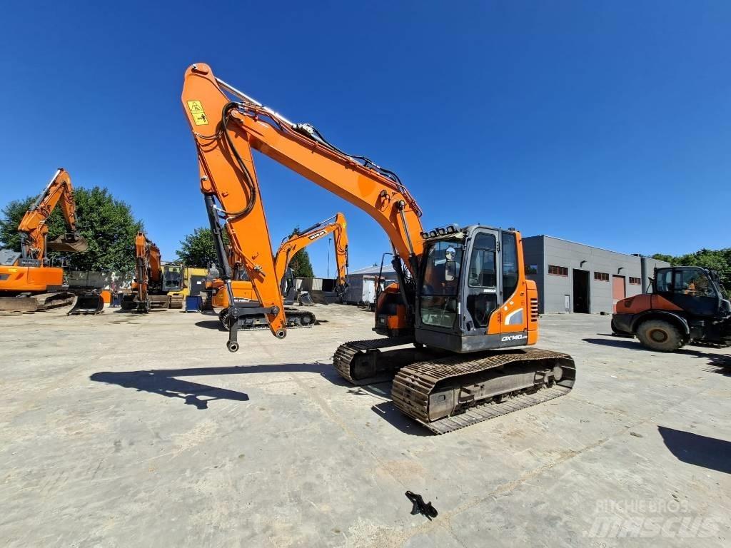 Doosan DX 140 LCR Koparki gąsienicowe