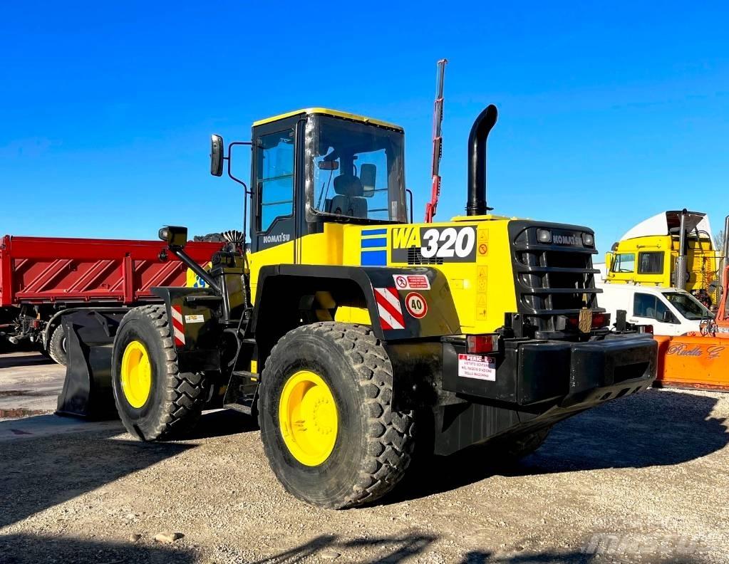 Komatsu WA 320 Ładowarki kołowe