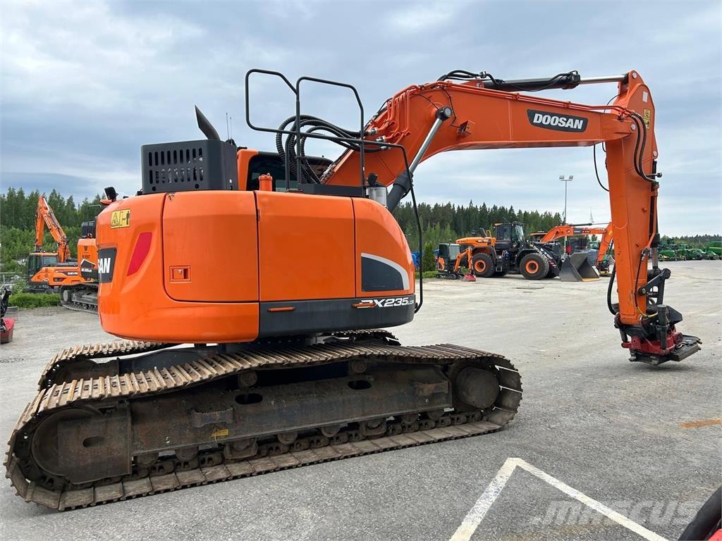Doosan dx235lcr-5 Koparki gąsienicowe