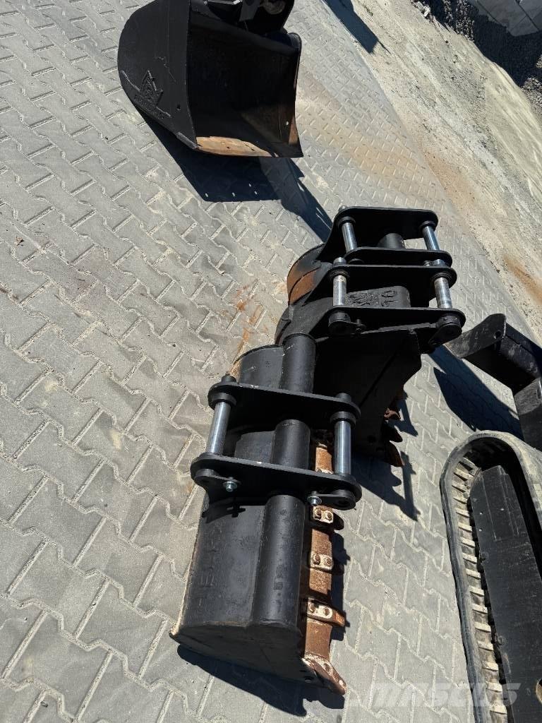 JCB 8055 RTS Minikoparki