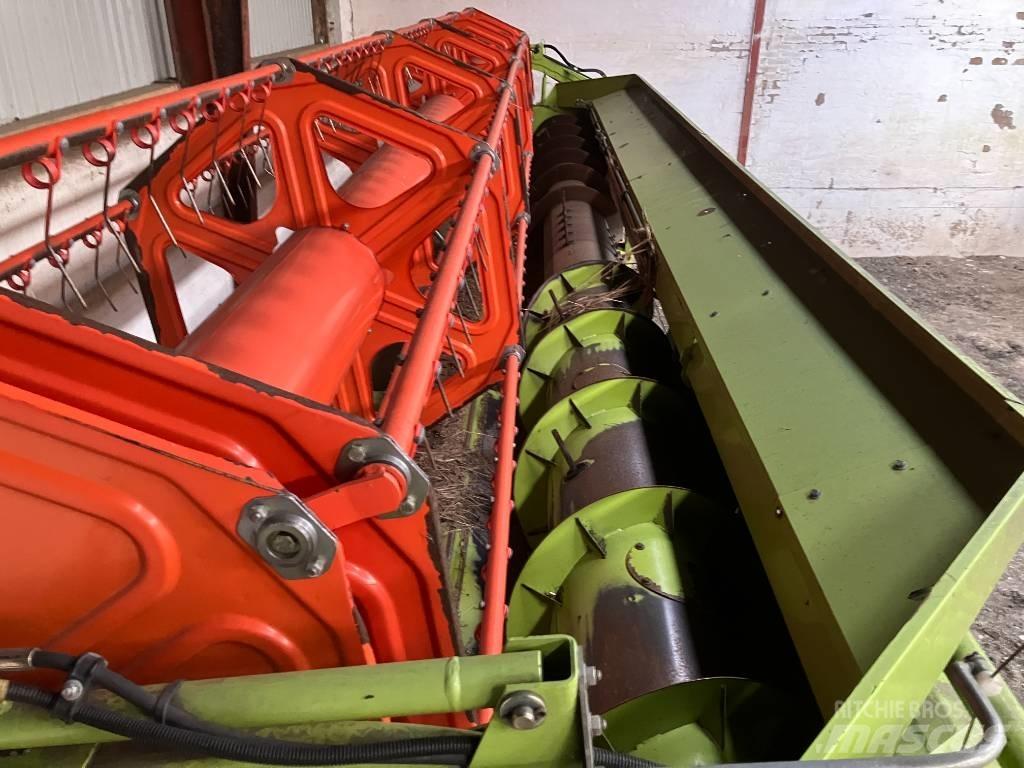 CLAAS LEXION 650 Kombajny zbożowe