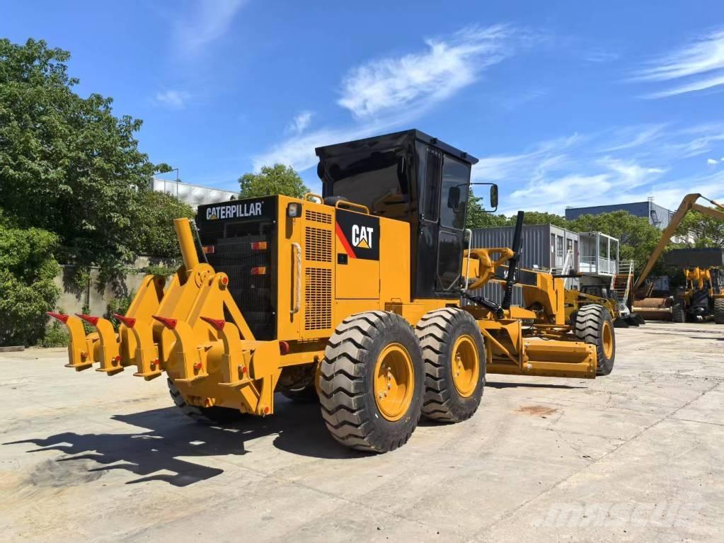 CAT 140 K Równiarki