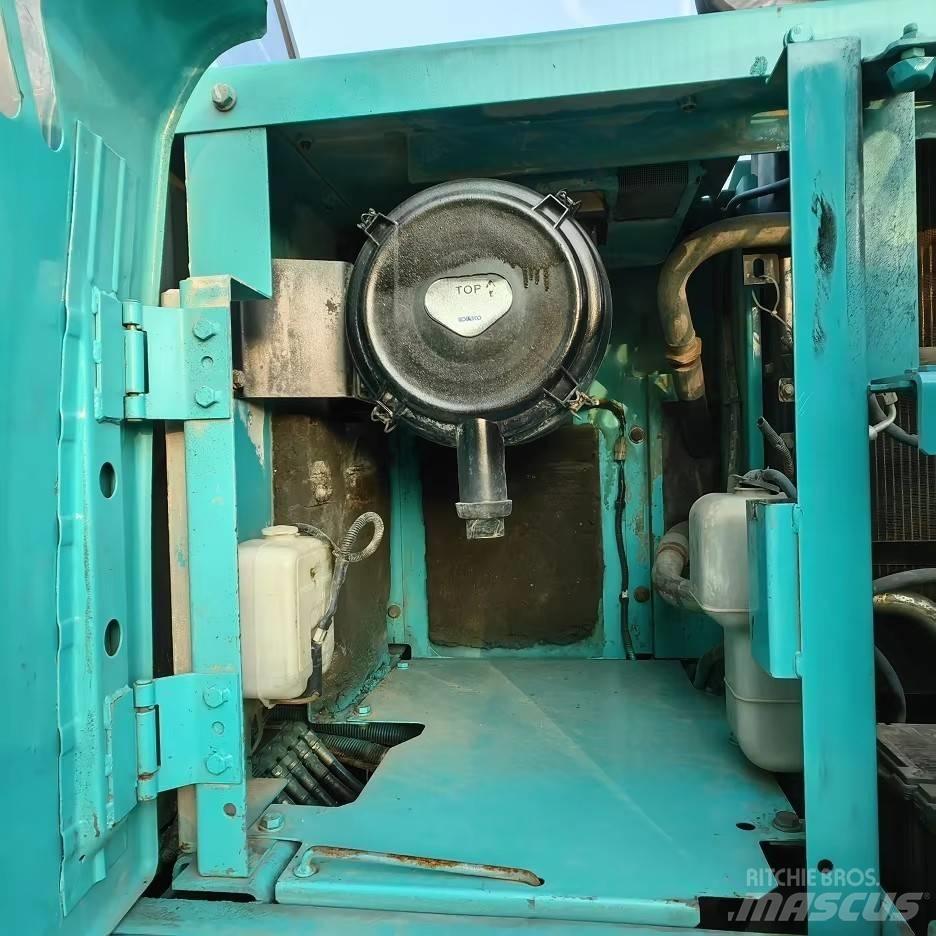 Kobelco SK200-8 Koparki gąsienicowe
