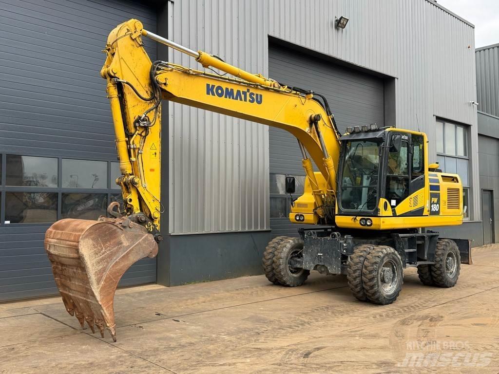 Komatsu PW180-11 Koparki kołowe