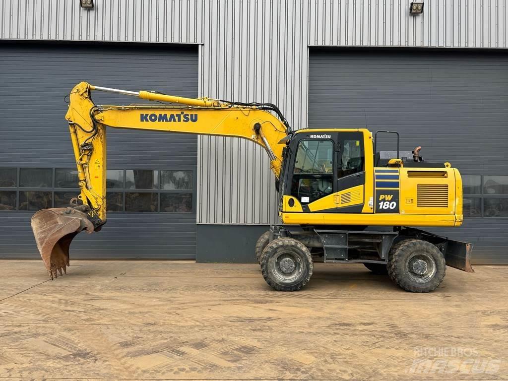 Komatsu PW180-11 Koparki kołowe