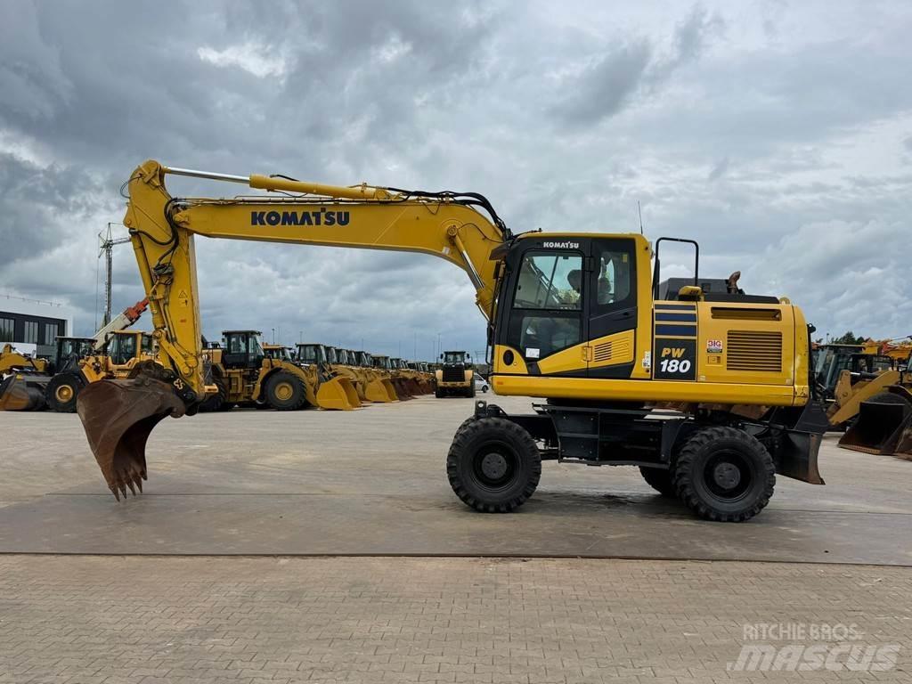 Komatsu PW180-11 Koparki kołowe