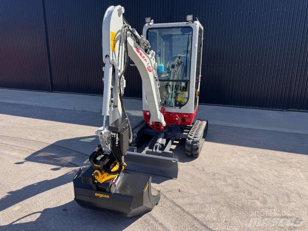 Takeuchi TB 320 Minikoparki