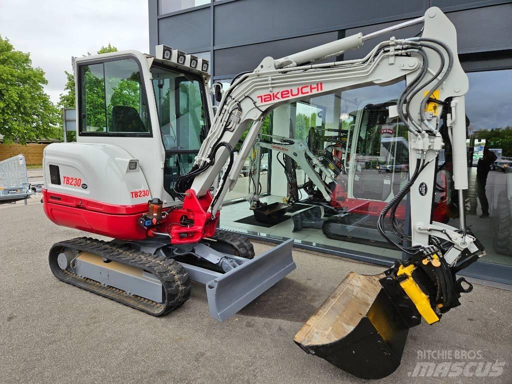 Takeuchi TB 230 Minikoparki