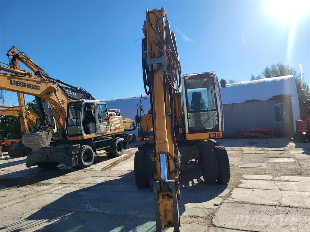 Liebherr A900C 4X4 Maszyny budowlane - Inne