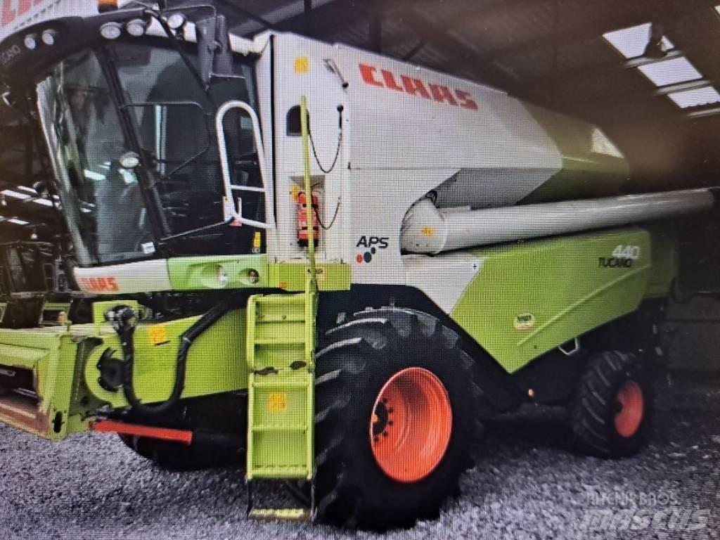 CLAAS Tucano 440 Kombajny zbożowe
