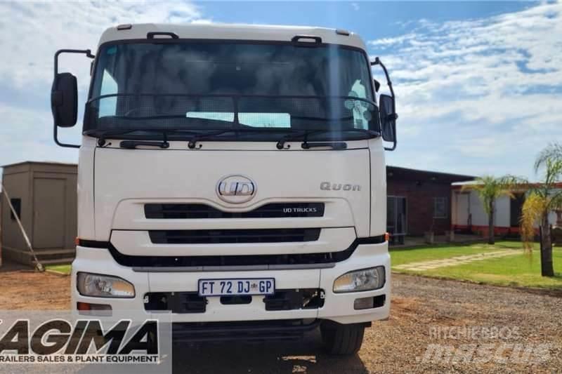 UD Quon 450 Inne