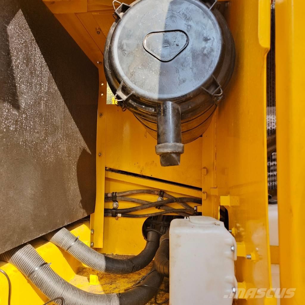 Komatsu PC 200-8 Koparki gąsienicowe