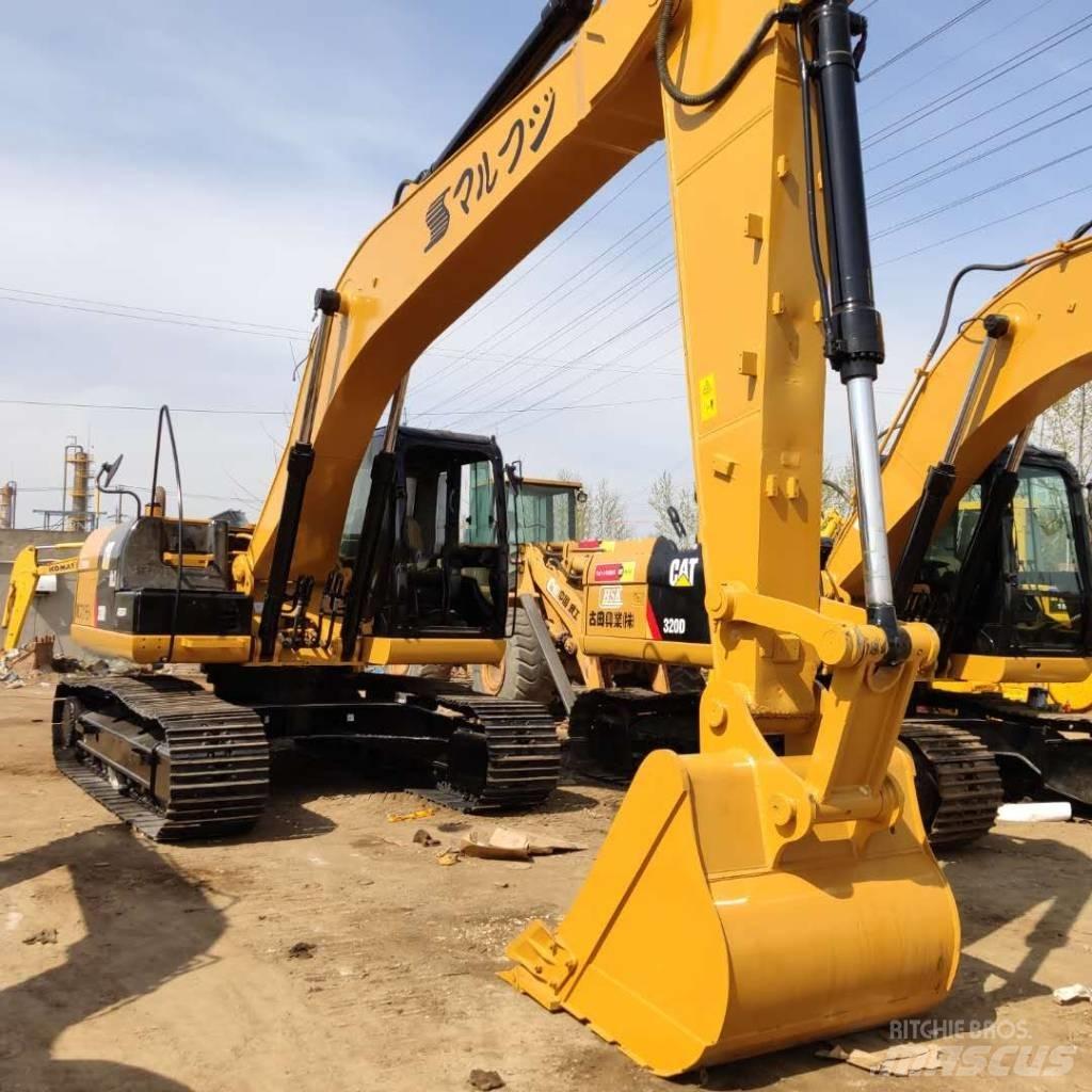 CAT 320 D Koparki gąsienicowe