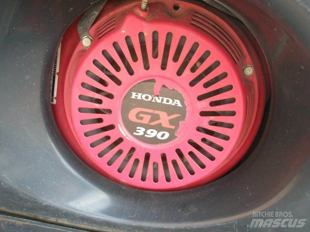 Hinowa HS701 Wozidła kolebkowe