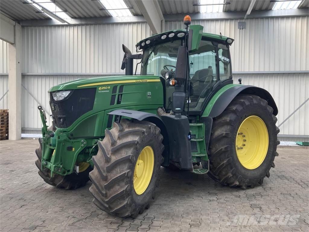 John Deere 6250R Ciągniki rolnicze