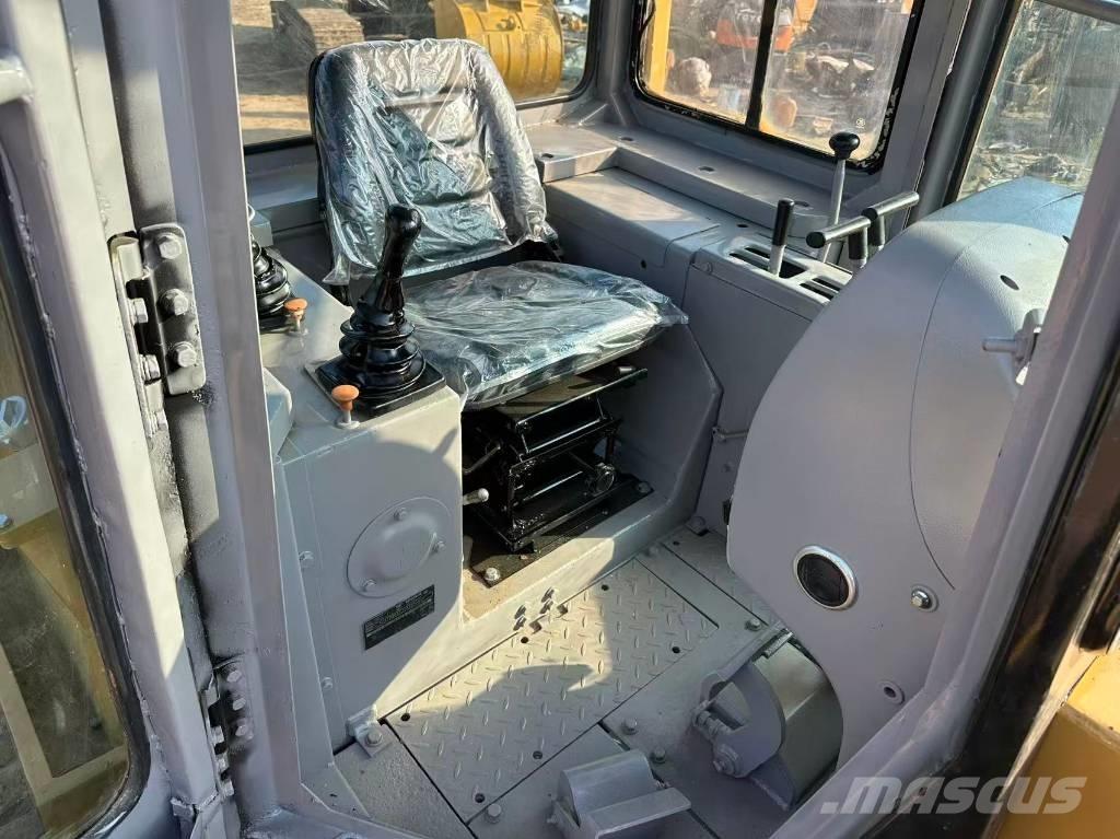 CAT D6G Spycharki gąsienicowe