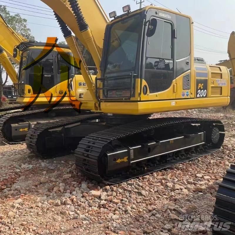 Komatsu PC 200 Koparki gąsienicowe