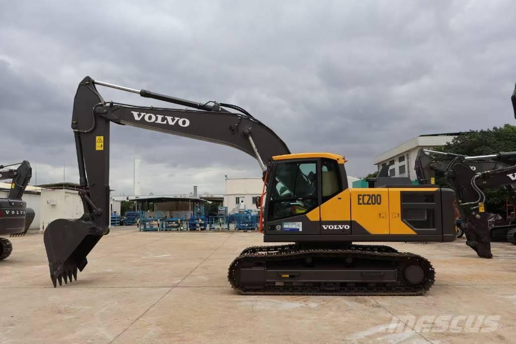 Volvo EC 200 Koparki gąsienicowe