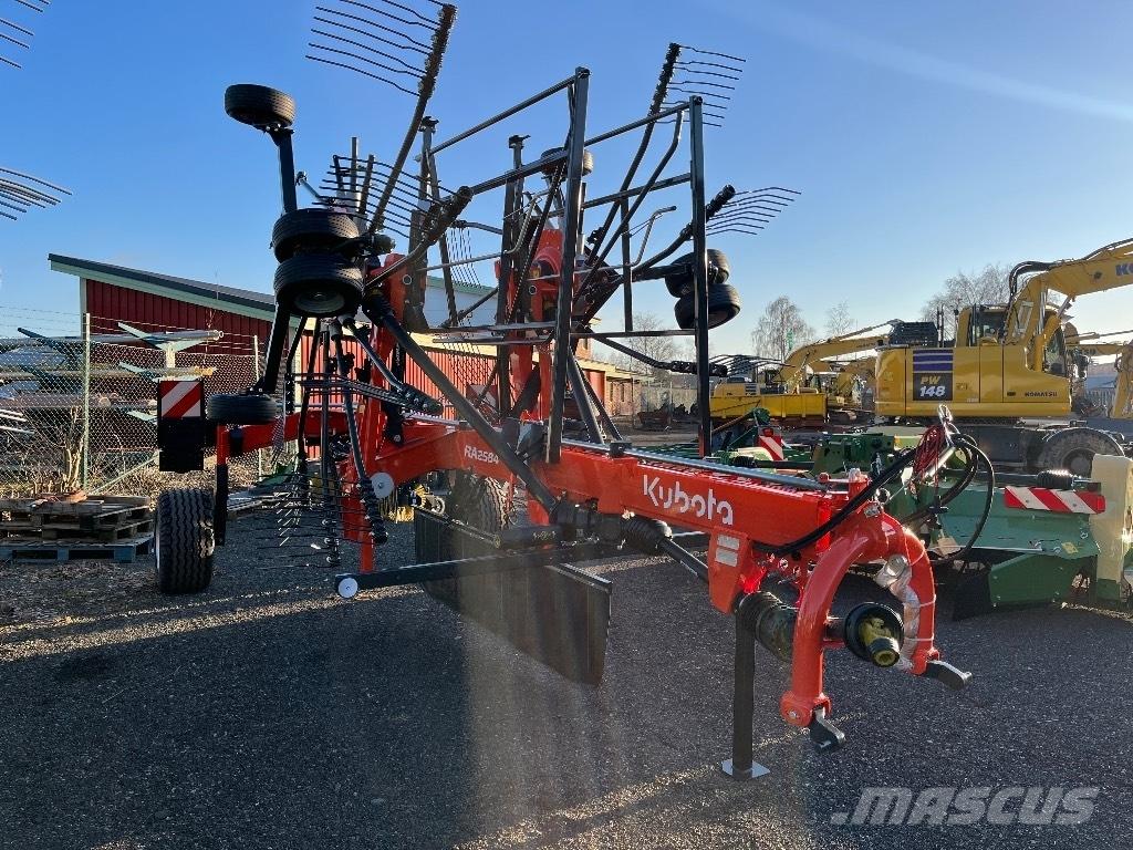 Kubota RA2584 Ciągnikowe żniwiarki pokosowe
