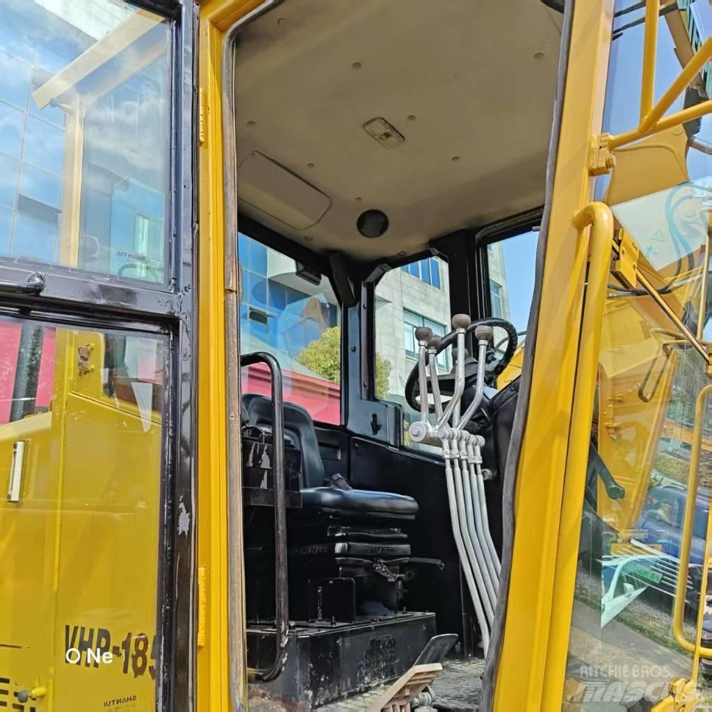 CAT 140 Równiarki