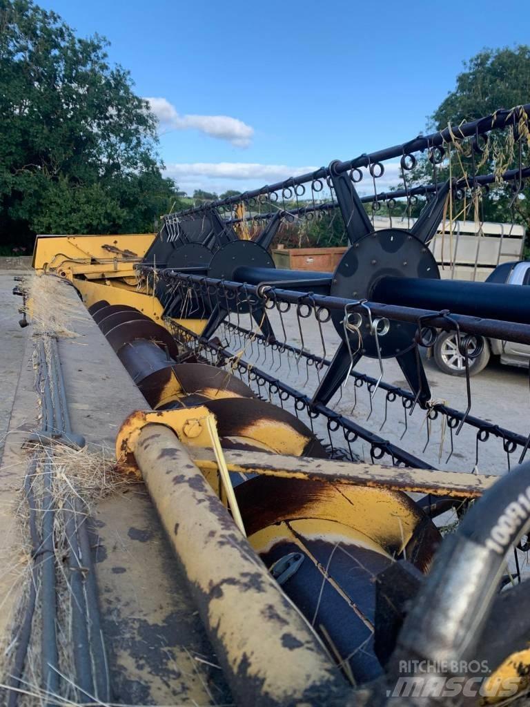 New Holland TX 34 Kombajny zbożowe