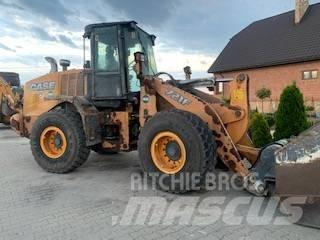 CASE 721 F Ładowarki kołowe