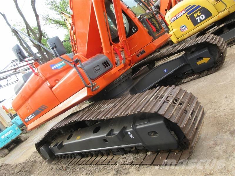 Doosan DX 300 LC Koparki gąsienicowe