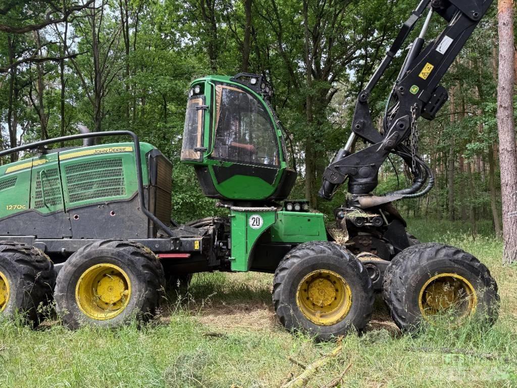 John Deere 1270 G Harwestery