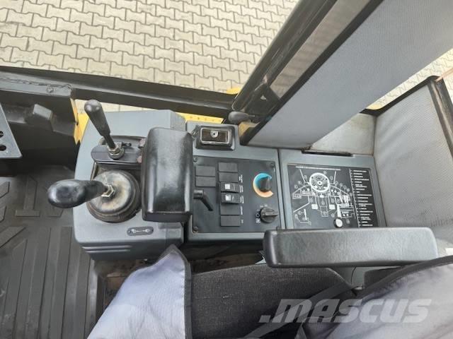 CAT IT 14 G Ładowarki kołowe