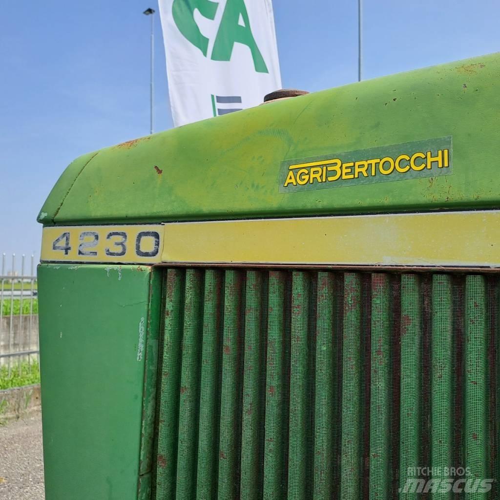 John Deere 4230 Ciągniki rolnicze