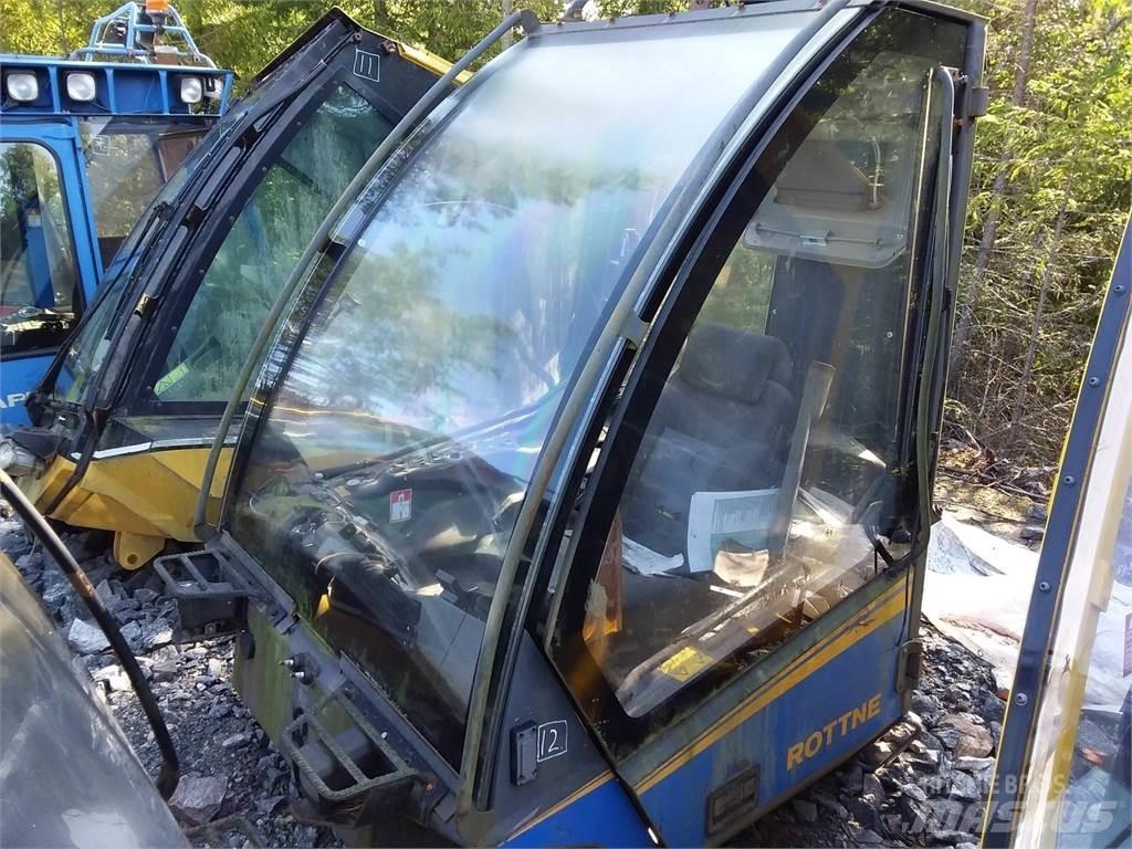 Rottne H20 Kabiny i wnętrze